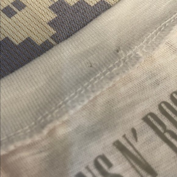 Gun N' Roses | NWT Graphic Logo Unisex Band Tee - Picture 7 of 7